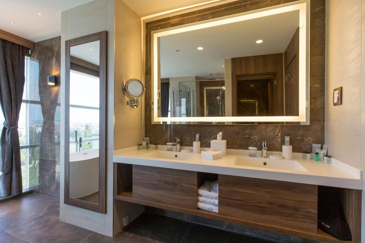 Sheraton Novi Sad Eksteriør bilde
