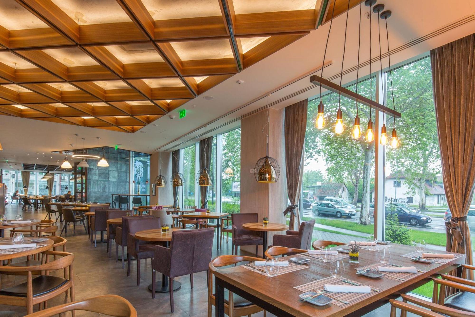 Sheraton Novi Sad Eksteriør bilde
